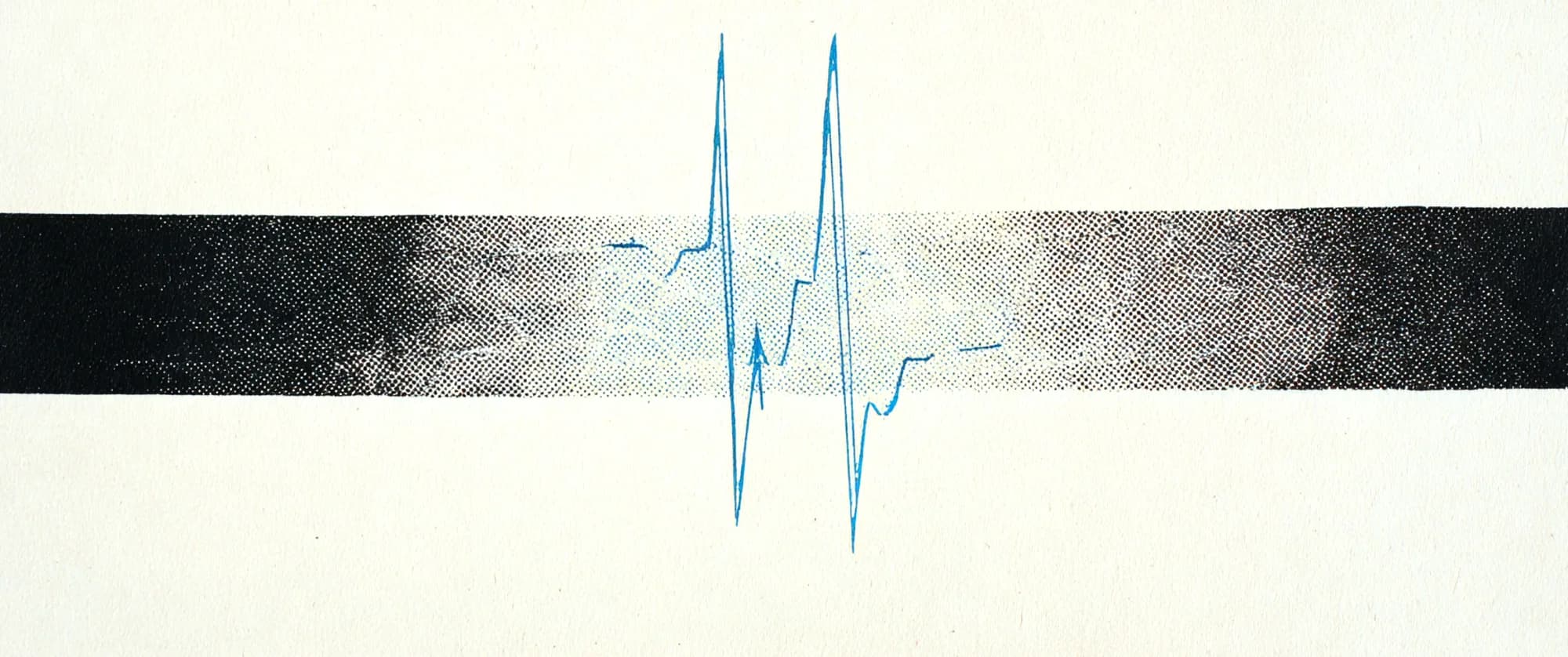 Grafik: eine EKG-Linie in Cyan läuft über ein schwarzes Rasterband und wird zur Tonspur einer Stimme